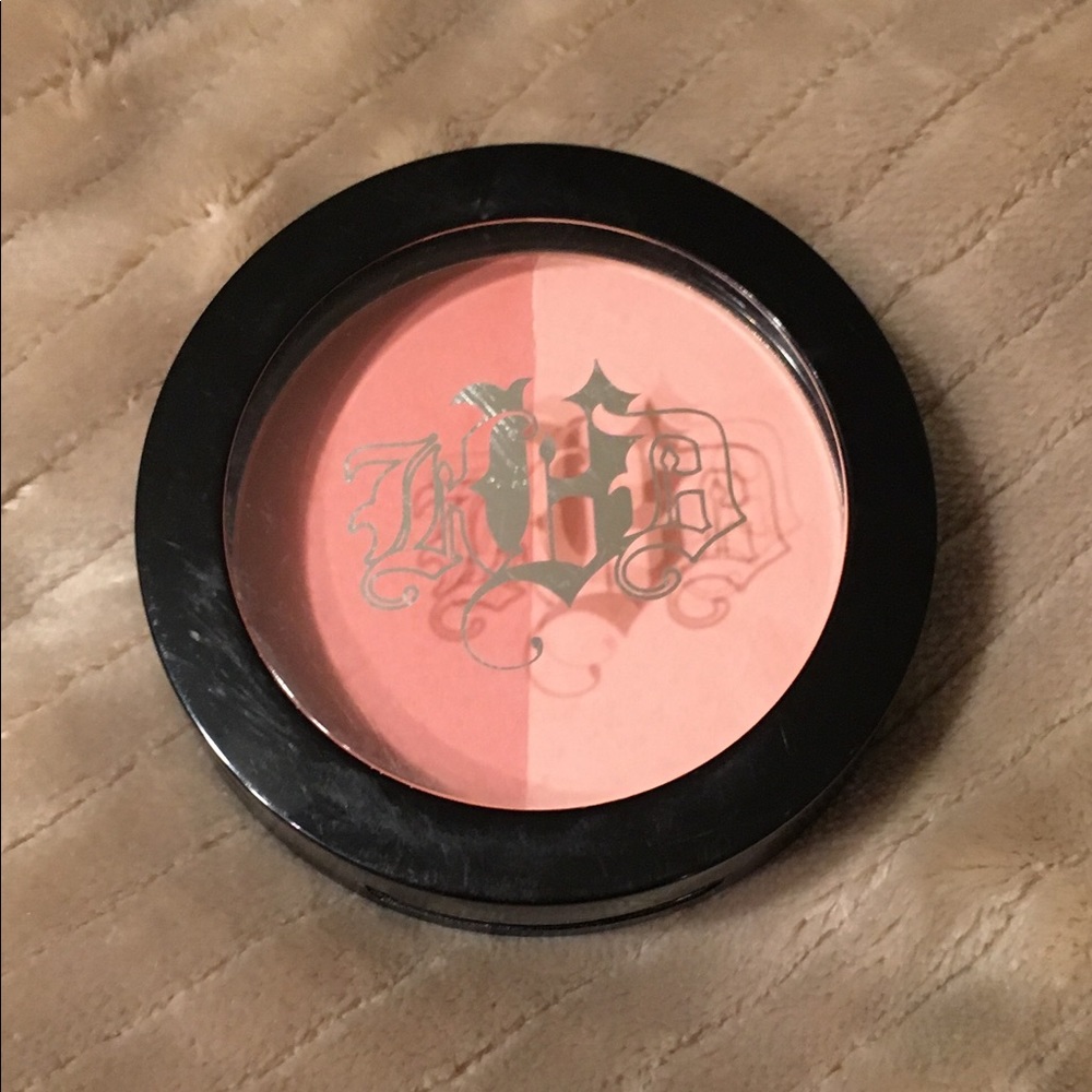 Kay Von D Shade & Light Blush
